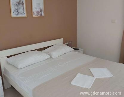 Apartmani Ivana, alojamiento privado en Igalo, Montenegro - 20230622_183453